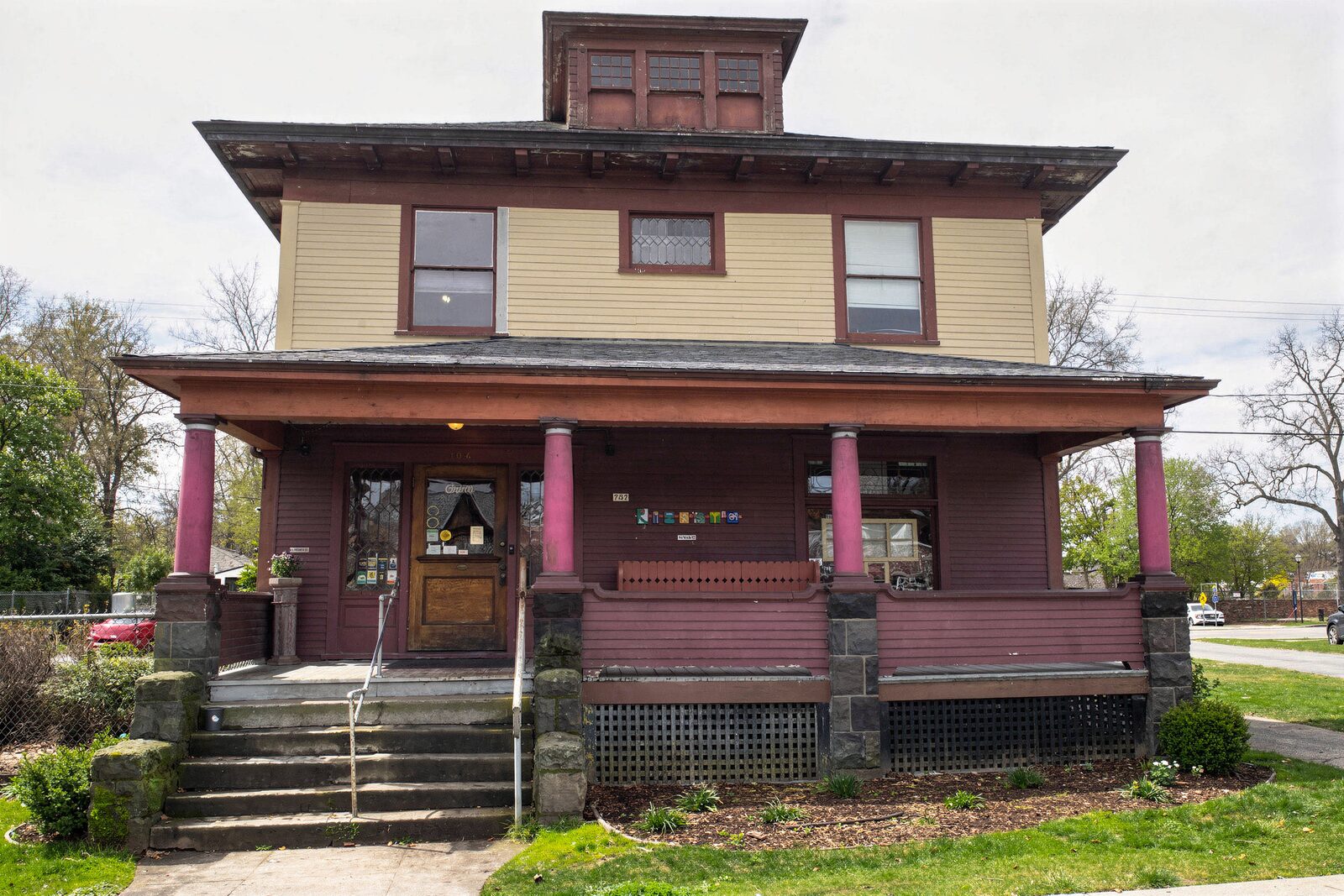 The 1902 Craftsman house at 707 SE 12th Avenue, home to Rimsky-Korsakoffee House in Portland, Oregon